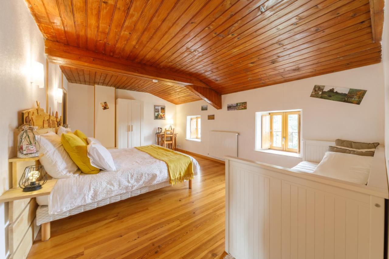 Le Fournia Bed & Breakfast Grandrif Екстериор снимка