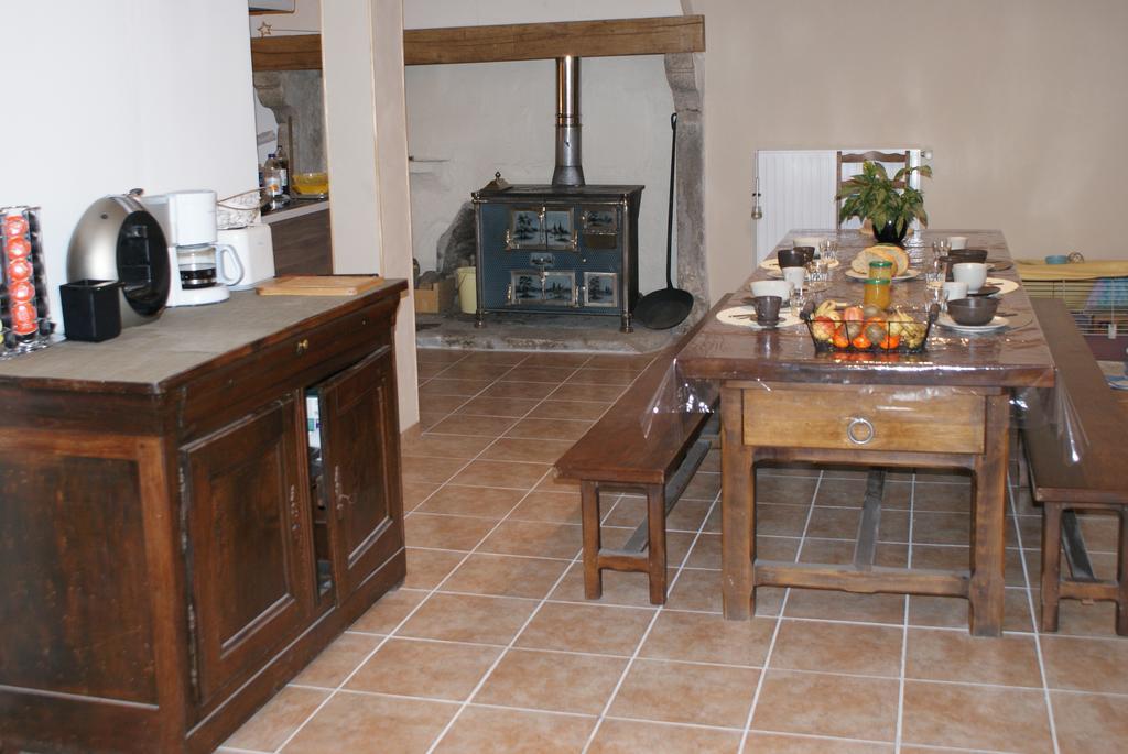 Le Fournia Bed & Breakfast Grandrif Екстериор снимка